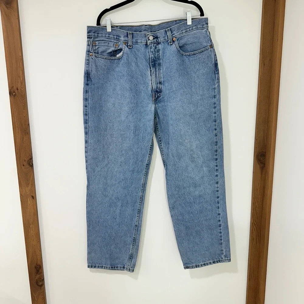 Levi's 550 Relaxed Fit Jeans Mens 38x30‎ Light Wash Denim 100% Cotton | Core/Dad